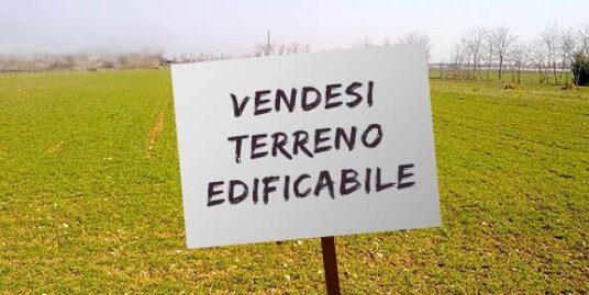 Cantù in frazione Mirabello : Terreno edificabile
